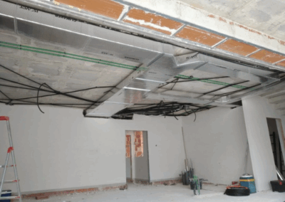 Instalación de climatización por conductos en vivienda